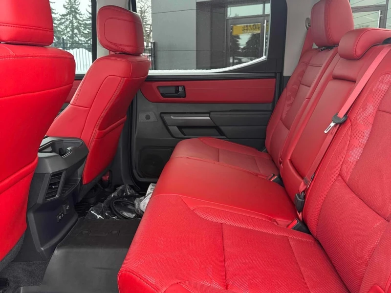 Toyota Tundra * Limited Hybrid * CARFAX * БЕЗ ПЪРВОНАЧАЛНА ВНОСК, снимка 11 - Автомобили и джипове - 53153936