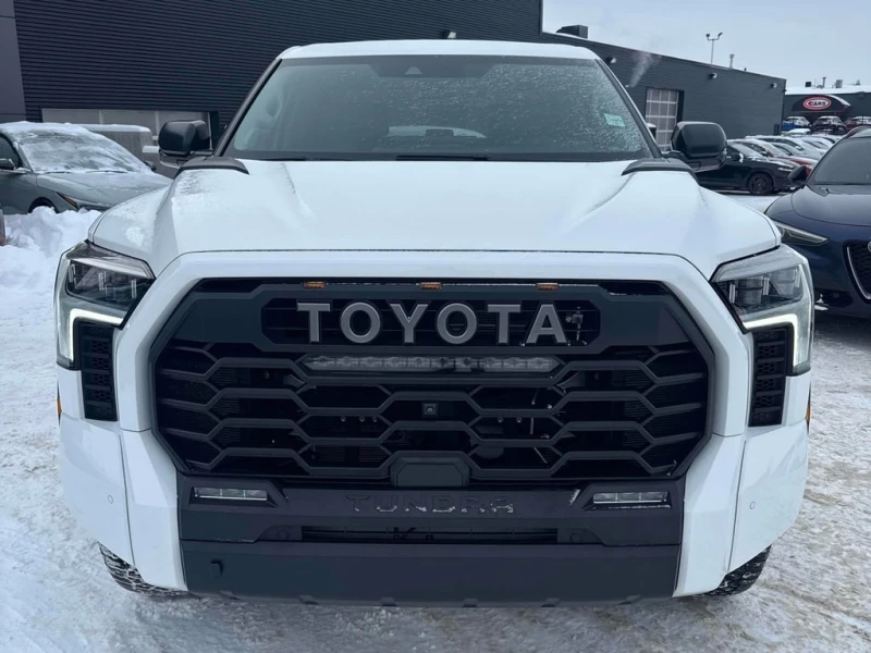Toyota Tundra * Limited Hybrid * CARFAX * БЕЗ ПЪРВОНАЧАЛНА ВНОСК, снимка 6 - Автомобили и джипове - 53153936