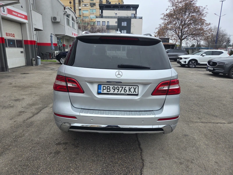 Mercedes-Benz ML 250 AMG-4Matic, снимка 4 - Автомобили и джипове - 53227716