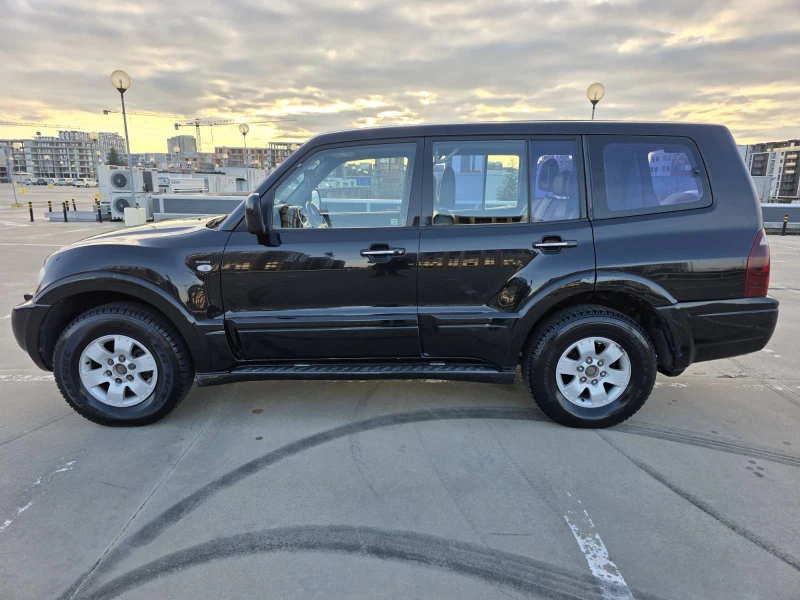 Mitsubishi Pajero 3.2 D-ID, снимка 2 - Автомобили и джипове - 53261110