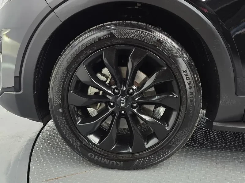 Kia Sorento 2.0 Turbo 4Wd Master Special, снимка 4 - Автомобили и джипове - 56735902