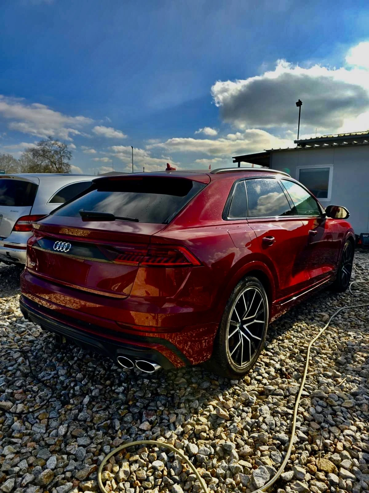 Audi SQ8 | Full екстри | Червен металик | КАСКО | Номер - изображение 3