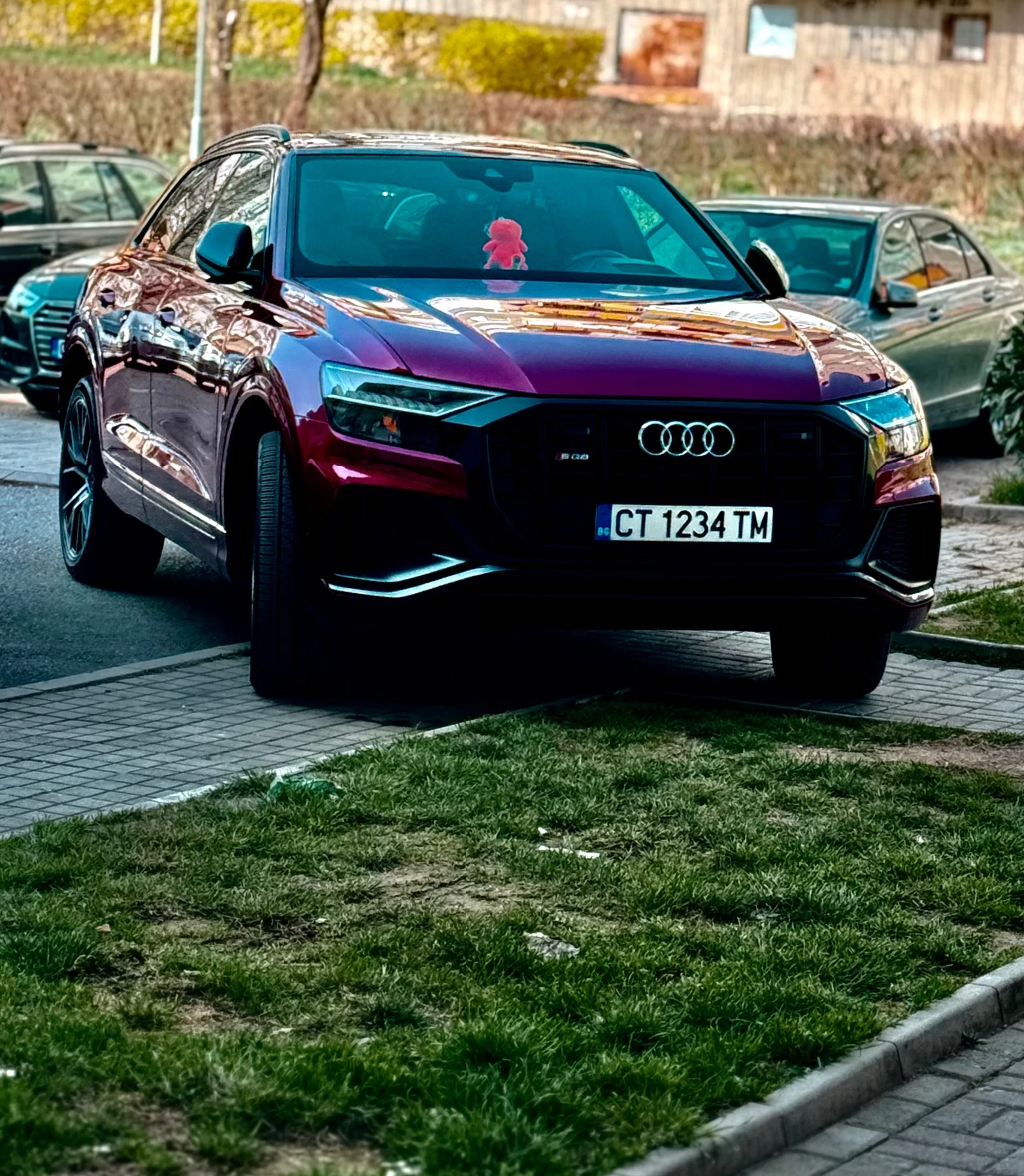Audi SQ8 | Full екстри | Червен металик | КАСКО | Номер - изображение 9