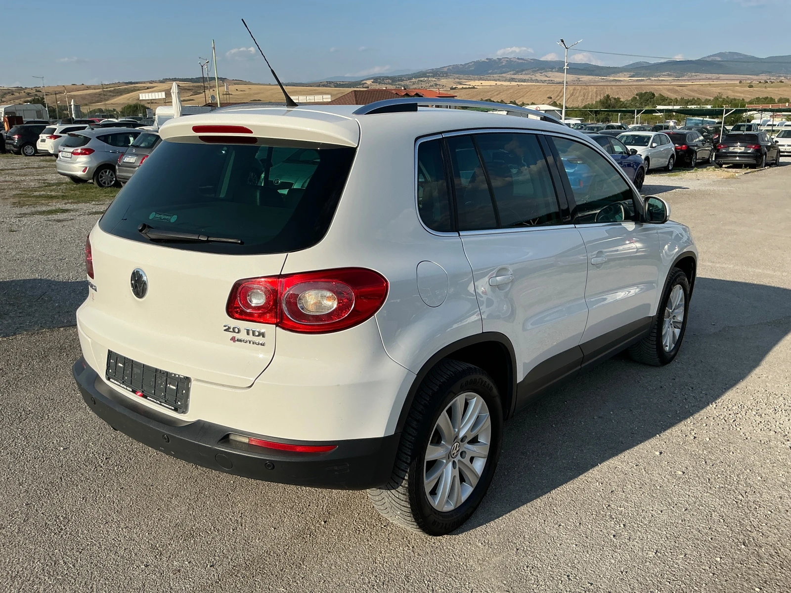 VW Tiguan 2.0 TDI - изображение 8
