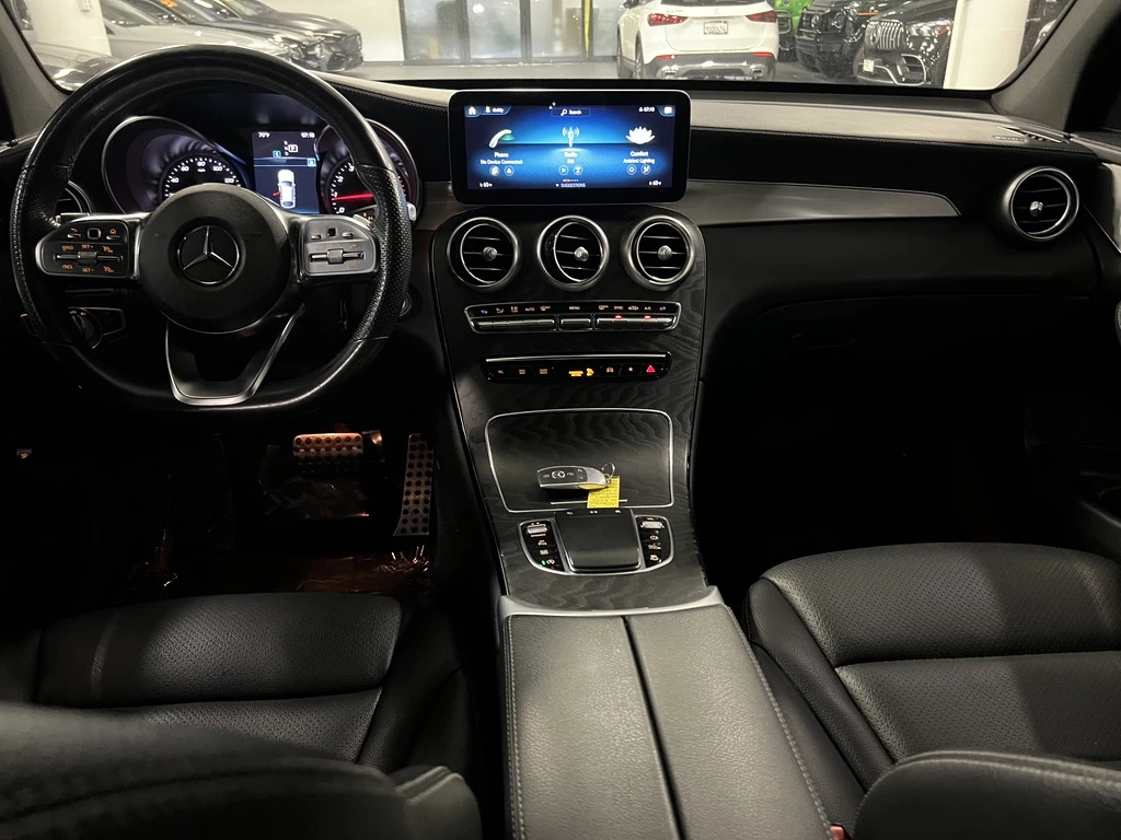 Mercedes-Benz GLC 300 COUPE, снимка 11 - Автомобили и джипове - 53773959
