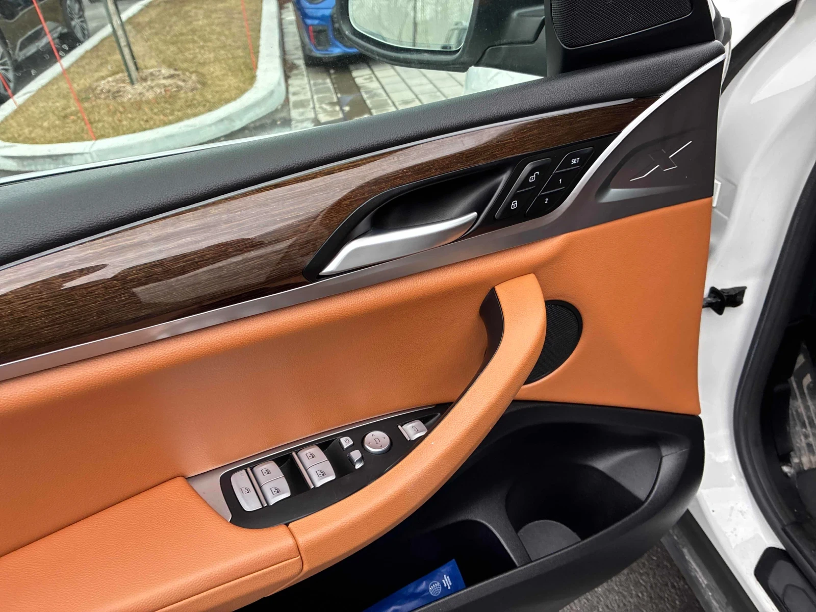 BMW X3 30i * ПАНОРАМА * ПОДГРЕВ * 360 CAM * CAR FAX * , снимка 7 - Автомобили и джипове - 54126081