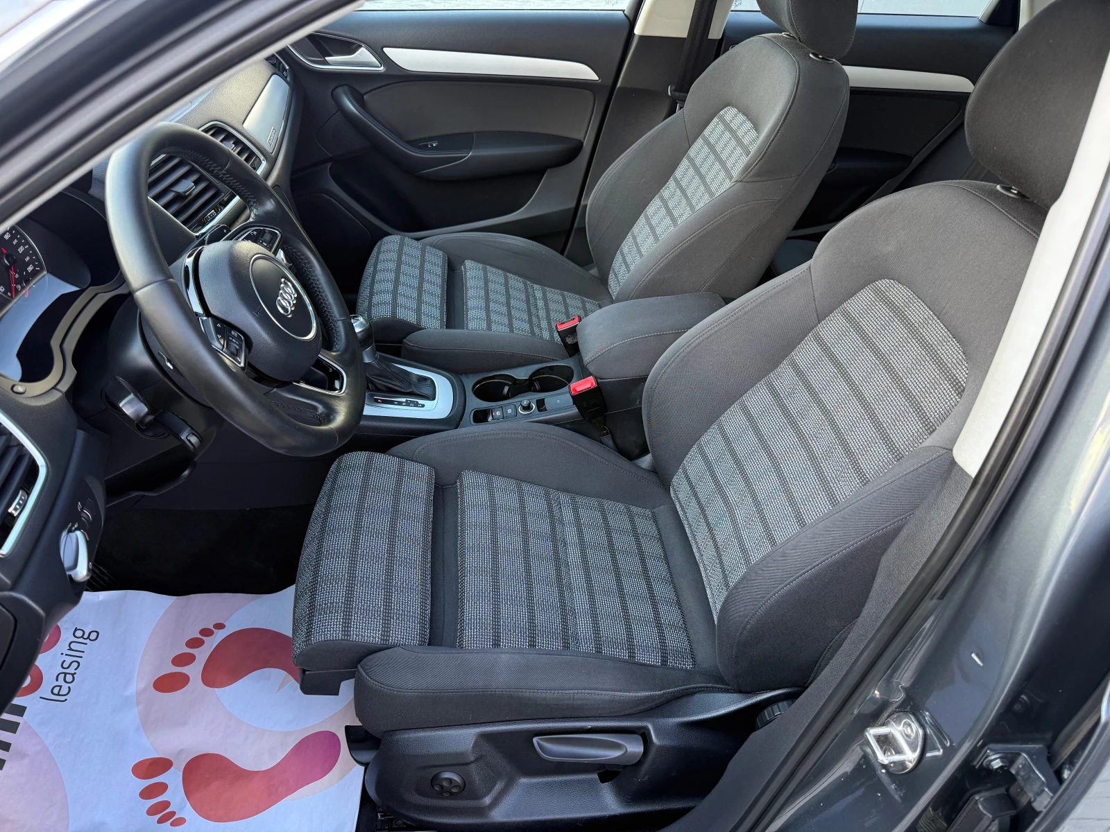 Audi Q3 2.0TDI 150 ks face lift S line Собствен лизинг !!!, снимка 15 - Автомобили и джипове - 54843481