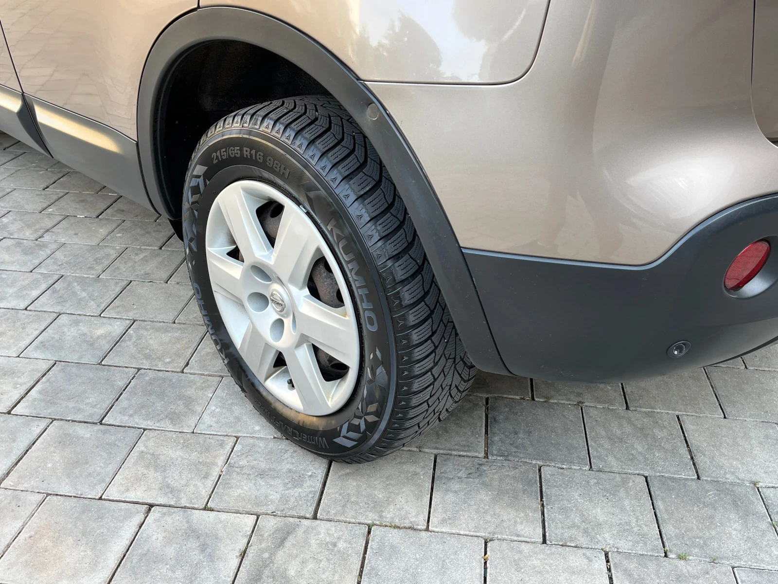 Nissan Qashqai 2.0DCI/150КС/2008/Г, снимка 17 - Автомобили и джипове - 54937473