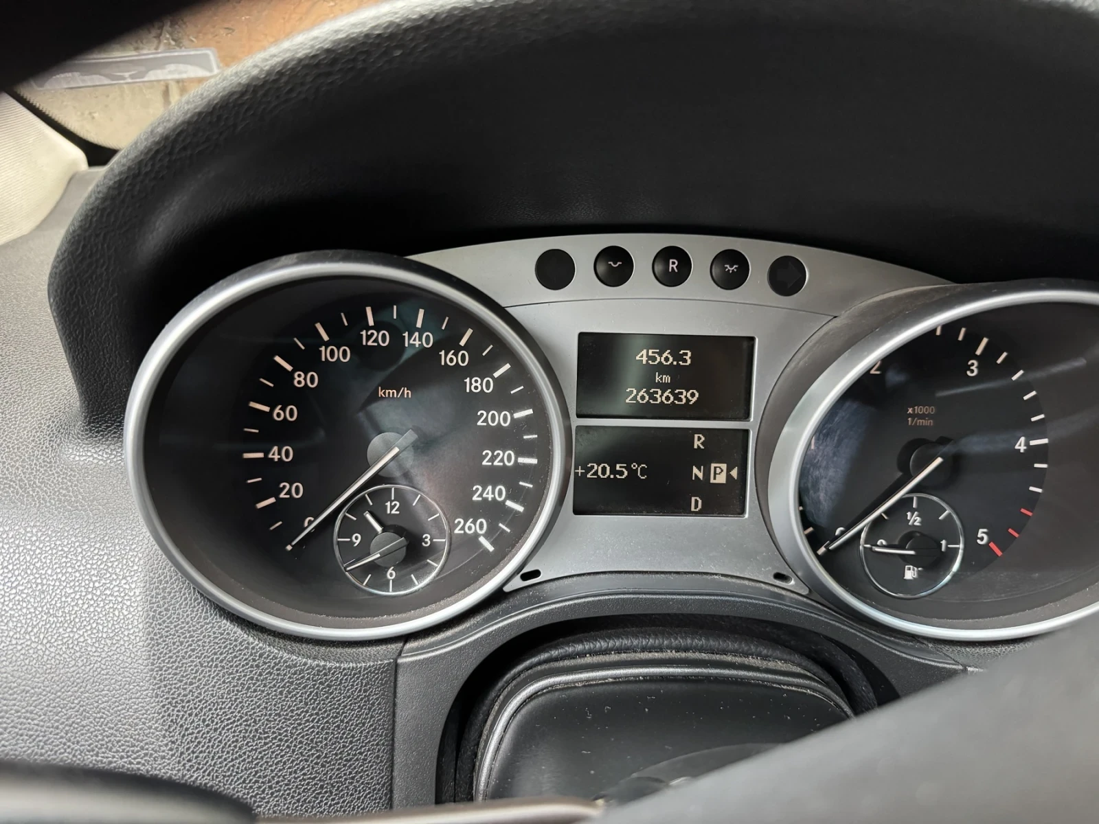 Mercedes-Benz ML 320, снимка 3 - Автомобили и джипове - 54973665