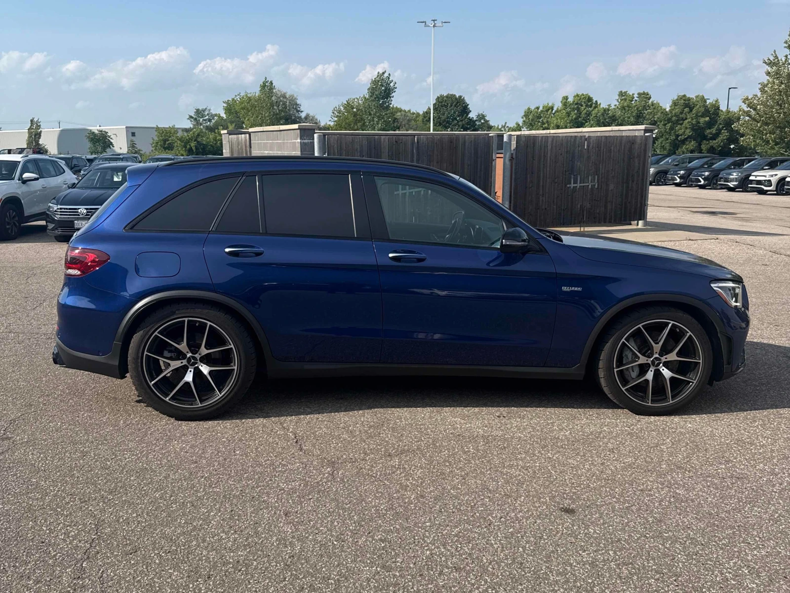 Mercedes-Benz GLC 43 AMG * CARFAX * ОПЦИЯ ЗА ФИНАНСИРАНЕ, снимка 3 - Автомобили и джипове - 55983847