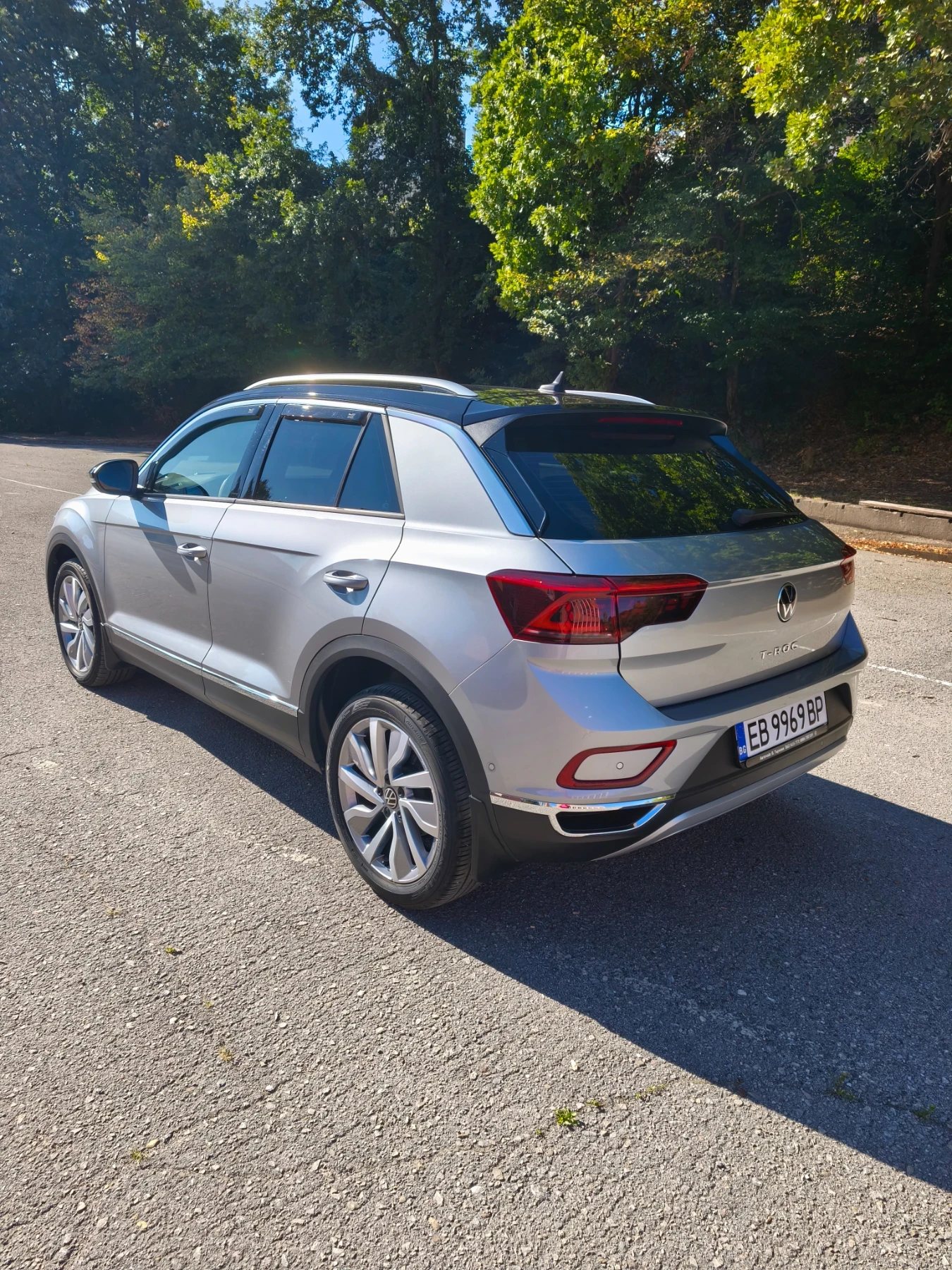 VW T-Roc, снимка 4 - Автомобили и джипове - 56066351