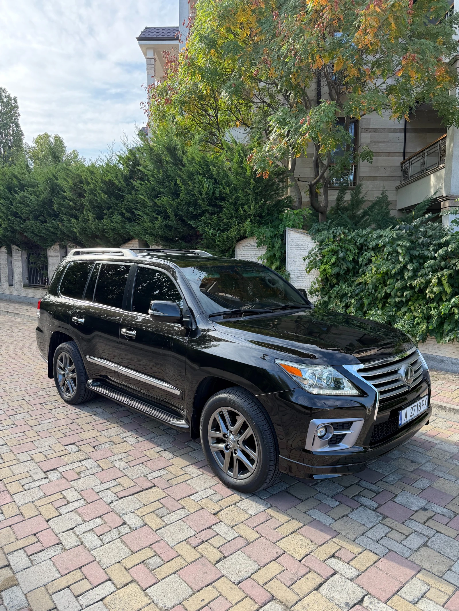 Lexus LX 570 F sport, снимка 8 - Автомобили и джипове - 56293478