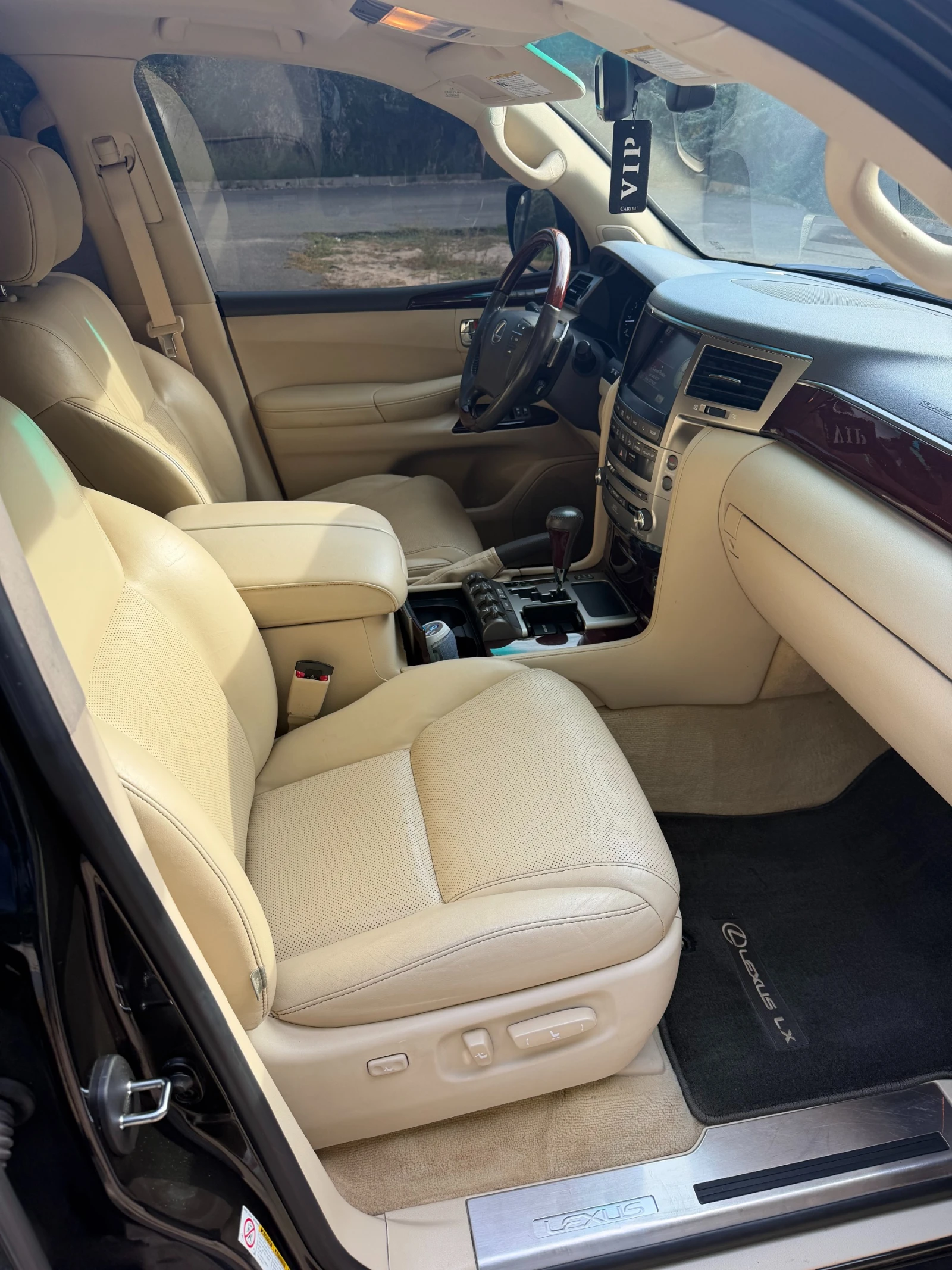 Lexus LX 570 F sport, снимка 12 - Автомобили и джипове - 56293478
