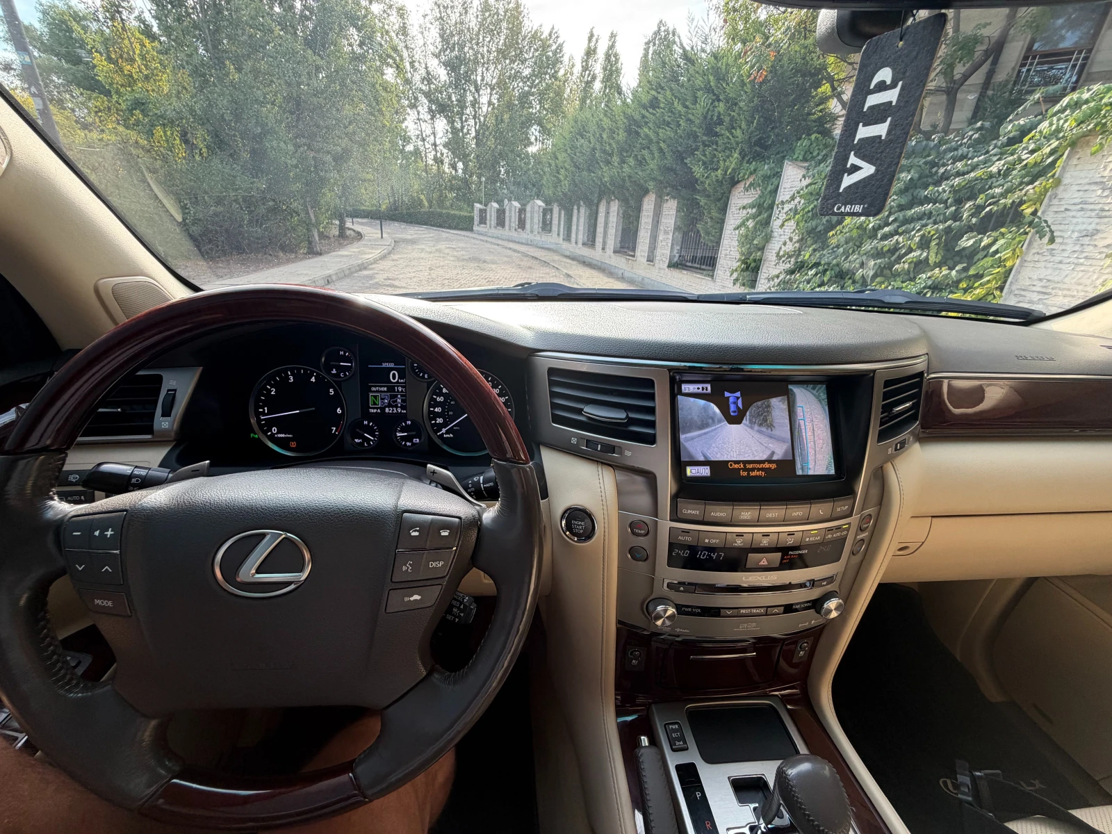 Lexus LX 570 F sport, снимка 15 - Автомобили и джипове - 56293478