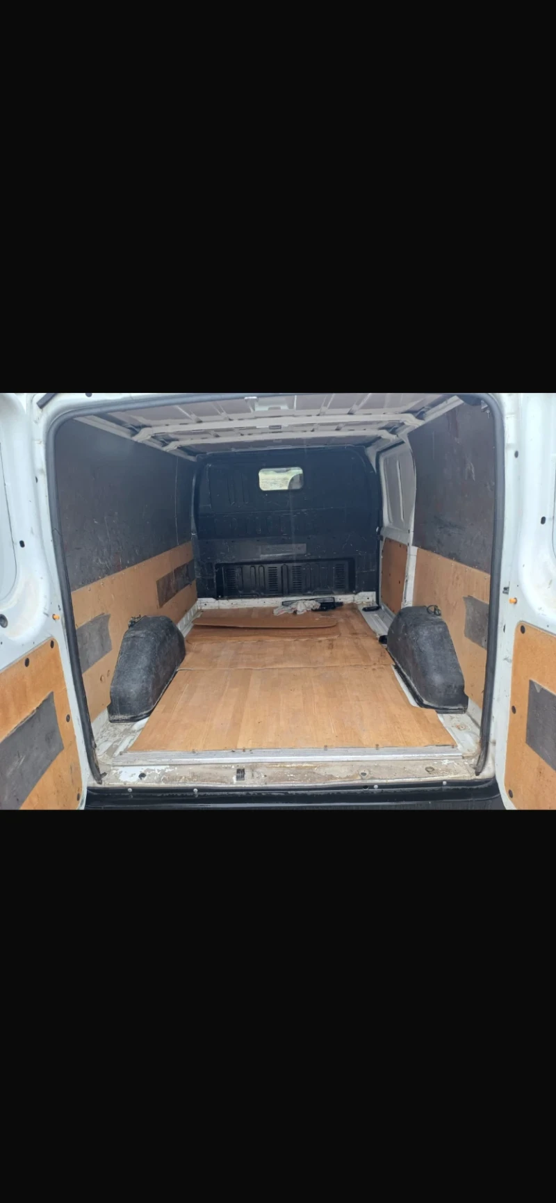 Ford Transit 2.2, снимка 11 - Бусове и автобуси - 49243697