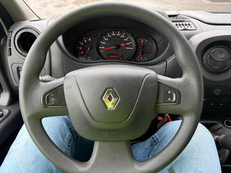 Renault Master T35 2.3 DCI, снимка 15 - Бусове и автобуси - 49417241