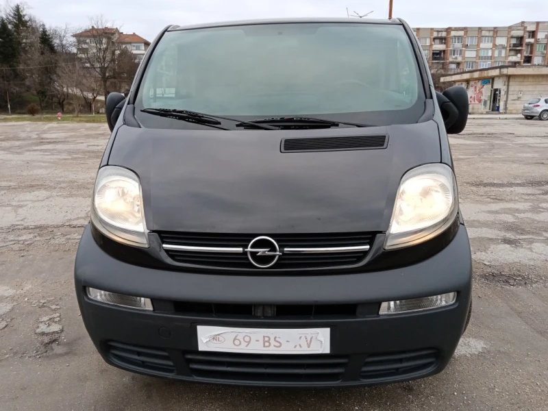 Opel Vivaro 1.9cdti KLIMA, снимка 3 - Бусове и автобуси - 53476981