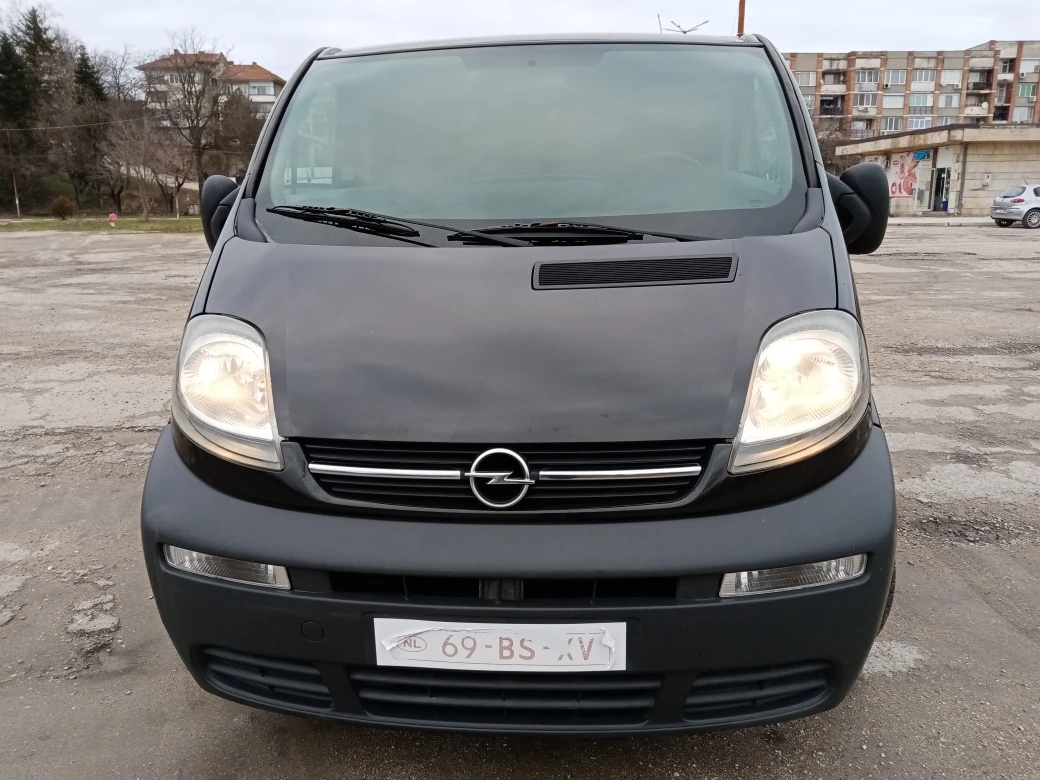 Opel Vivaro 1.9cdti KLIMA - изображение 3