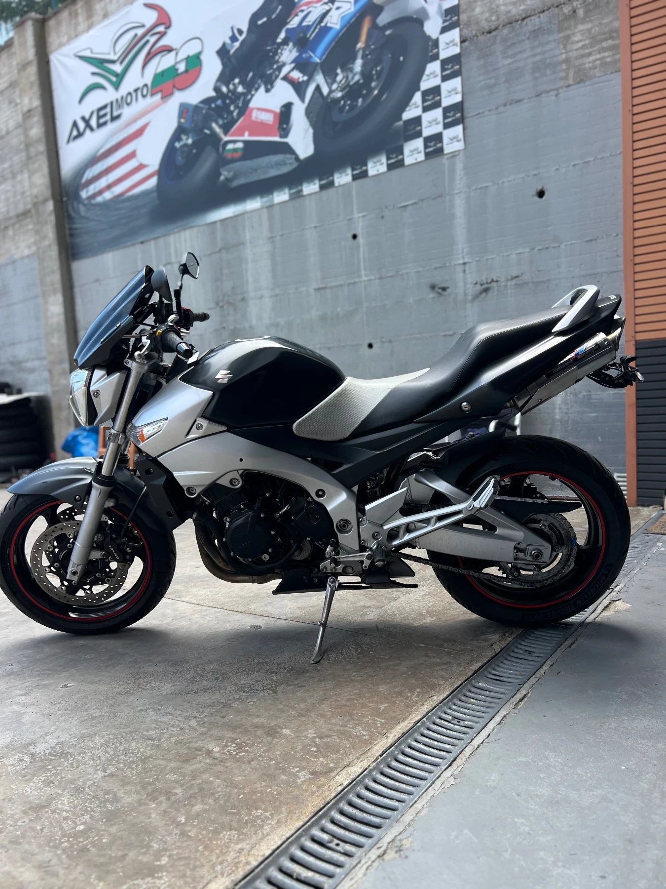 Suzuki Gsr GSR 600 Yoshimura, снимка 3 - Мотоциклети и мототехника - 55132151