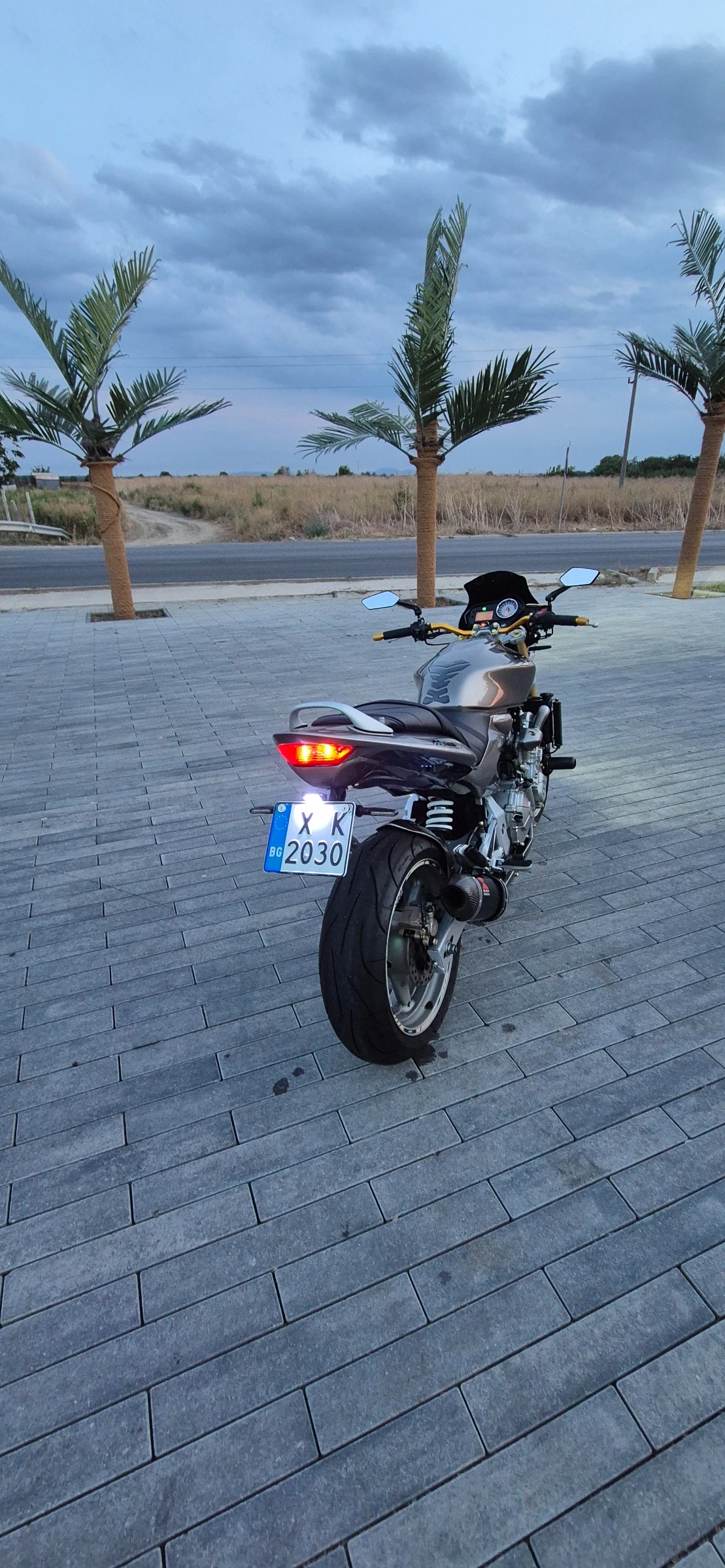 Honda Hornet 600, снимка 2 - Мотоциклети и мототехника - 55933328