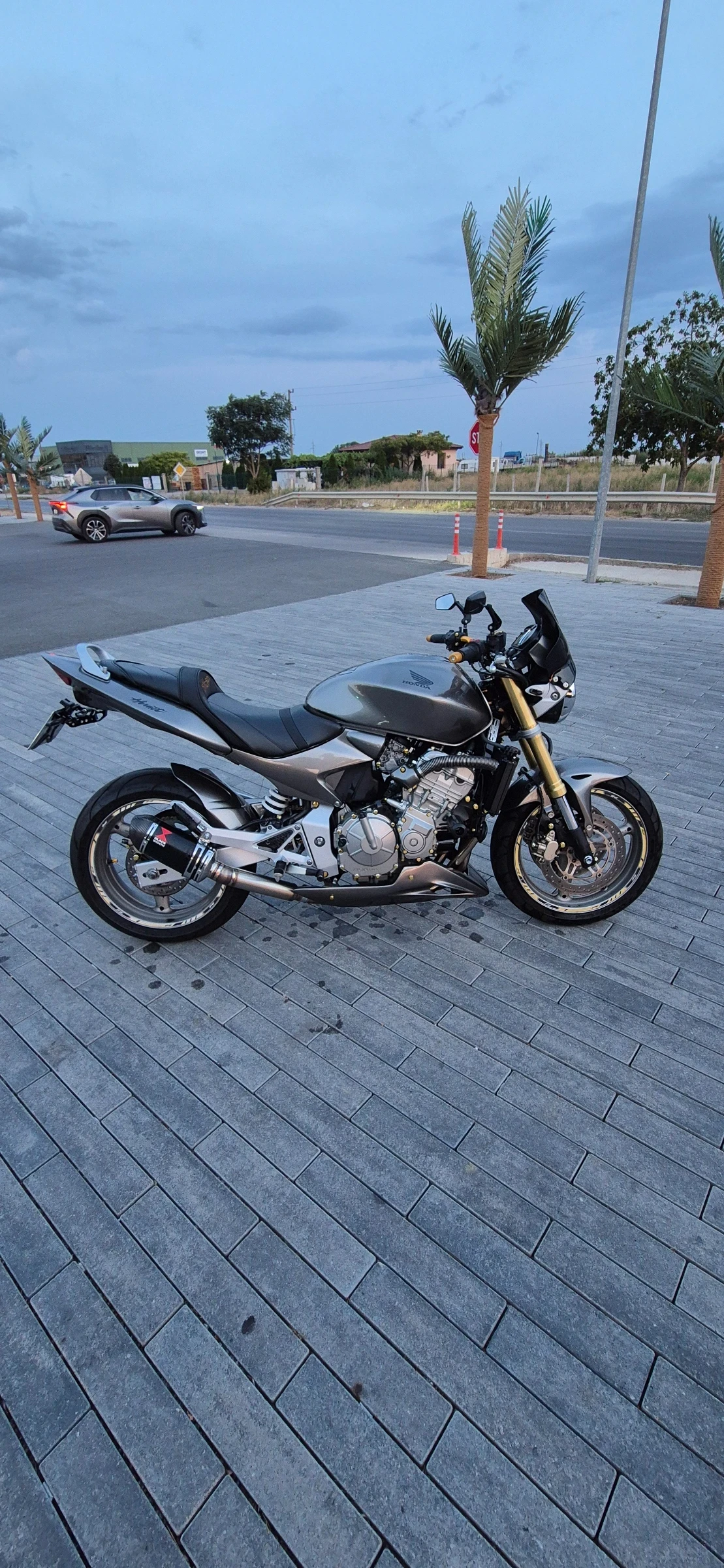 Honda Hornet 600, снимка 9 - Мотоциклети и мототехника - 55933328