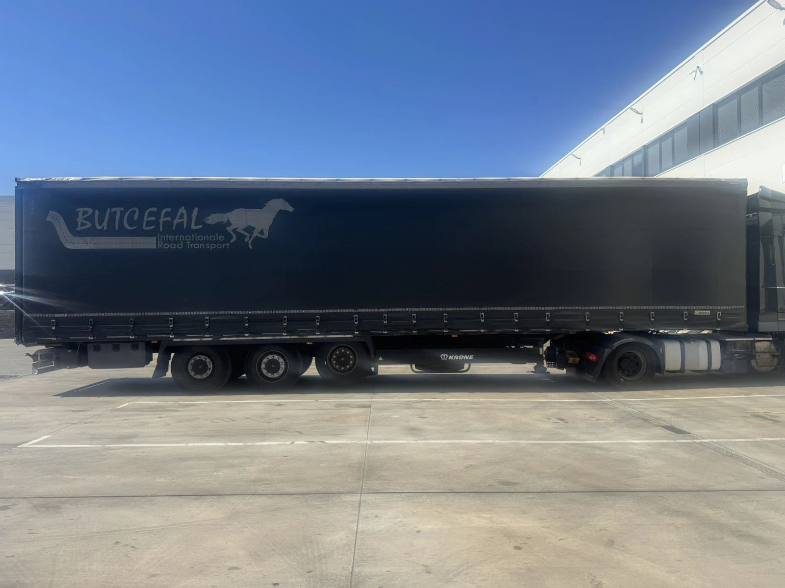 Полуремарке Krone, снимка 2 - Ремаркета - 56005766