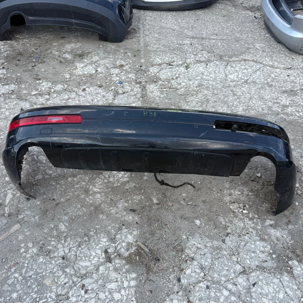 Задна броня за Audi Q7 4L S-line с отвор за теглич 4L0807511B ном 36 4L0807511B-
