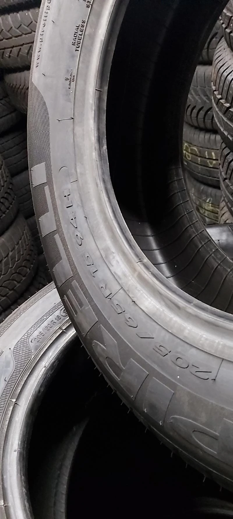 Гуми Летни 205/65R15, снимка 2 - Гуми и джанти - 29887669