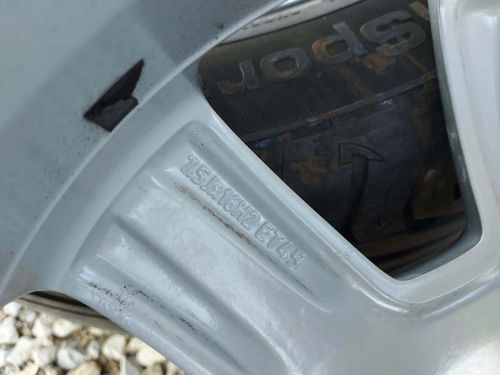    225/55R16  Audi A4 | Mobile.bg   8