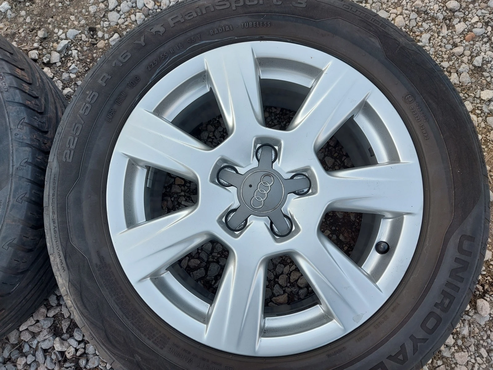    225/55R16  Audi A4 | Mobile.bg   4