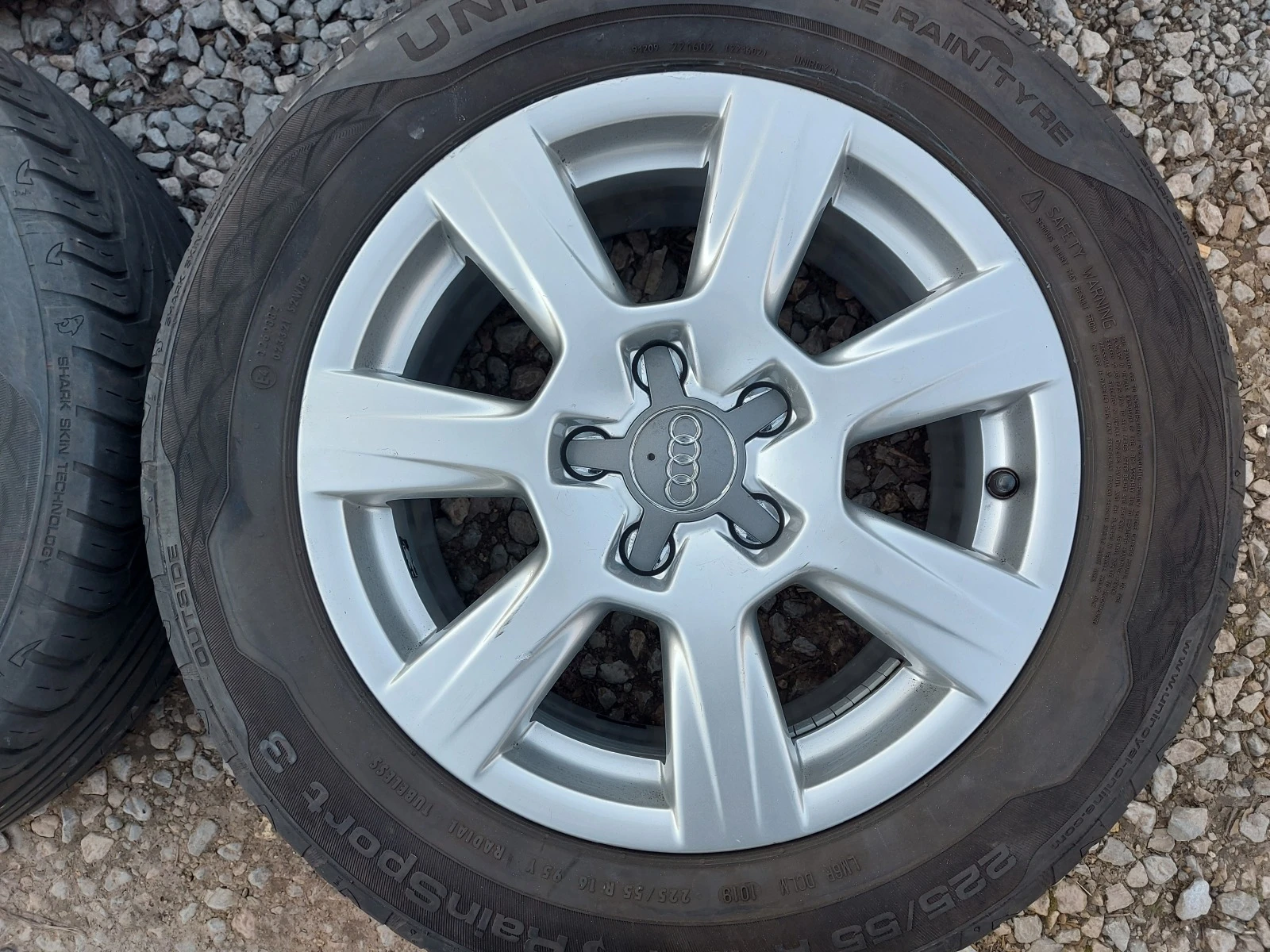    225/55R16  Audi A4 | Mobile.bg   2