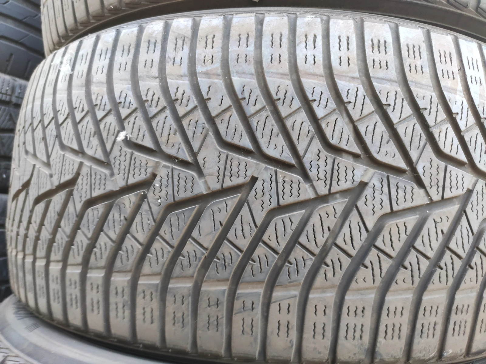  265/40R20 | Mobile.bg   3