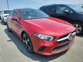 Mercedes-Benz CLA 220 Blind Spot * CARFAX * АВТО КРЕДИТ * , снимка 2