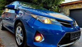 Toyota Auris 1.6i-нави-6speed-верига-japan, снимка 1