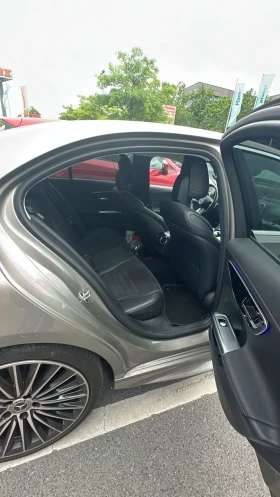 Обява за продажба на Mercedes-Benz C 220  AMG* Head-Up* 360* Лизинг  ~39 900 EUR - изображение 7