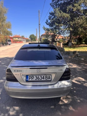     Mercedes-Benz C 220