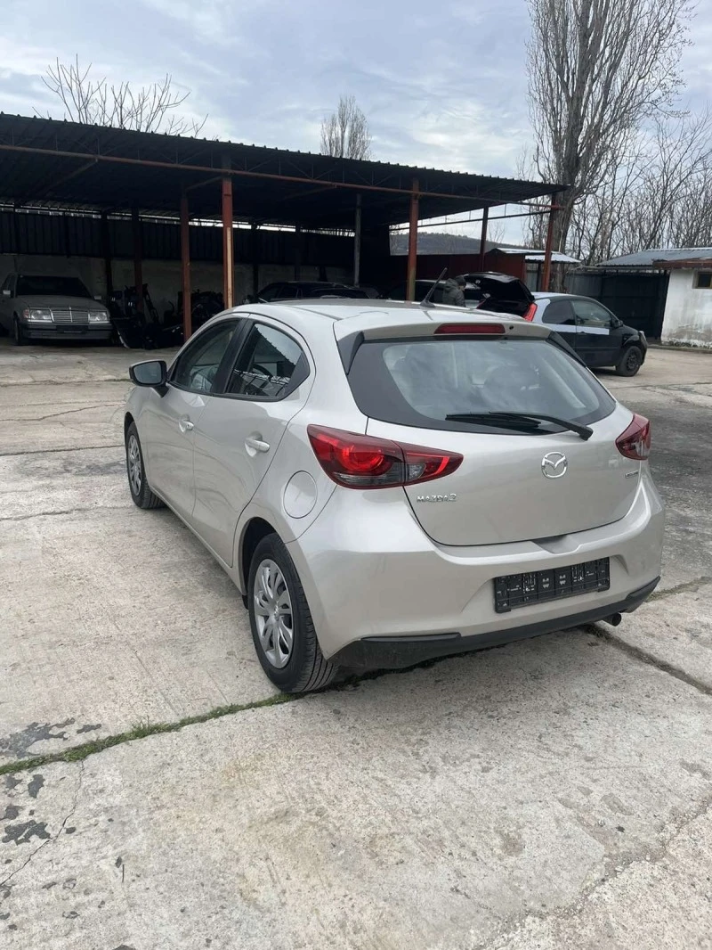 Mazda 2, снимка 5 - Автомобили и джипове - 44837648