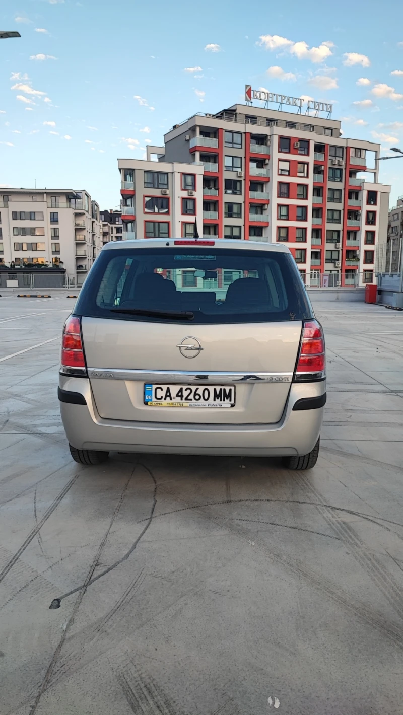 Opel Zafira, снимка 9 - Автомобили и джипове - 47443658