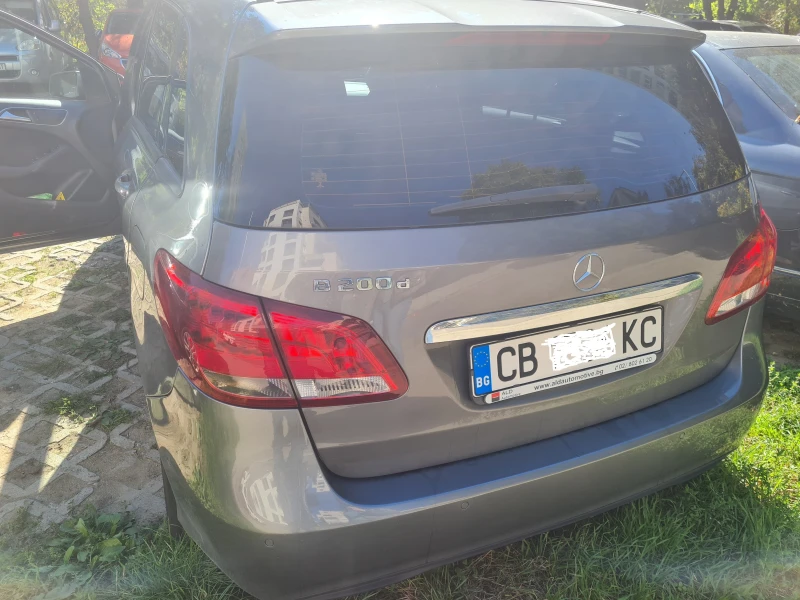 Mercedes-Benz B 200, снимка 5 - Автомобили и джипове - 47645060