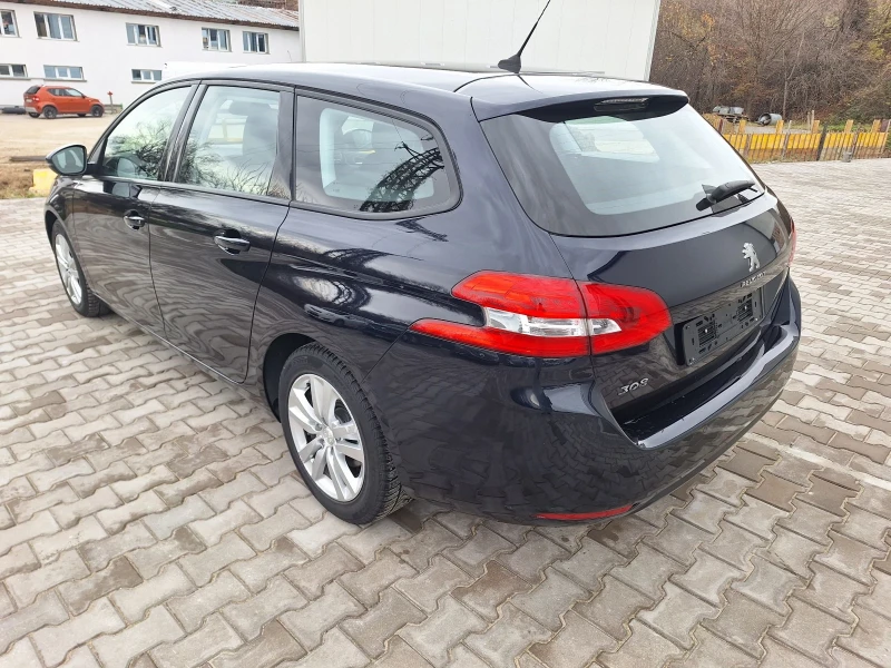 Peugeot 308 1500 кб.131 кс ТОП СЪСТОЯНИЕ , снимка 4 - Автомобили и джипове - 48064171