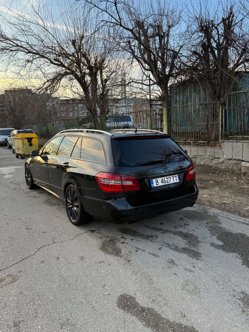 Mercedes-Benz E 350 4matik, снимка 3 - Автомобили и джипове - 48347178