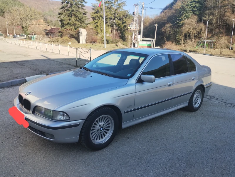 BMW 520, снимка 7 - Автомобили и джипове - 48418565