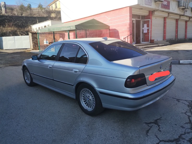 BMW 520, снимка 6 - Автомобили и джипове - 48418565