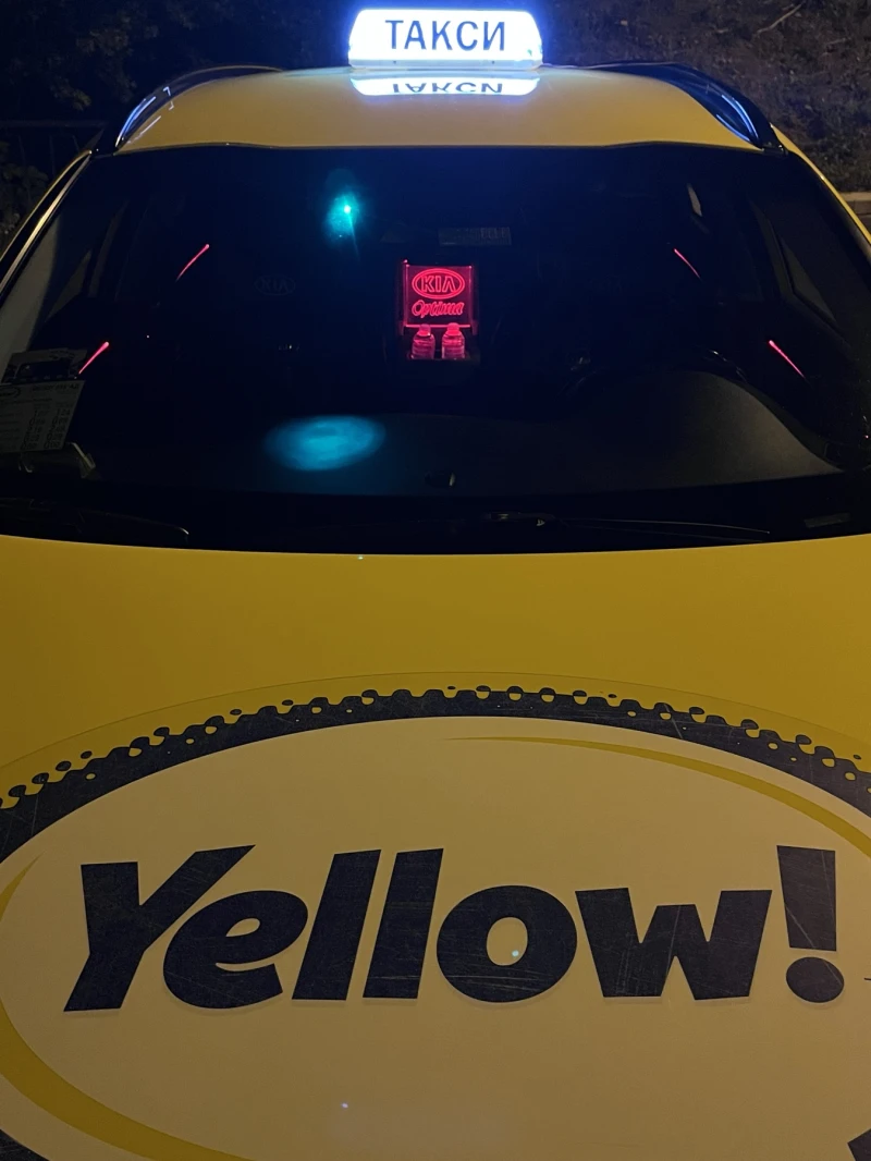 Kia Optima, снимка 2 - Автомобили и джипове - 52295934