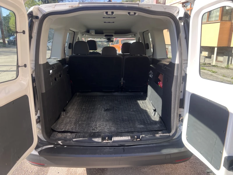 VW Caddy Maxi 2.0TDI (N1, 4+ 1 места) товарен, снимка 7 - Автомобили и джипове - 51842157