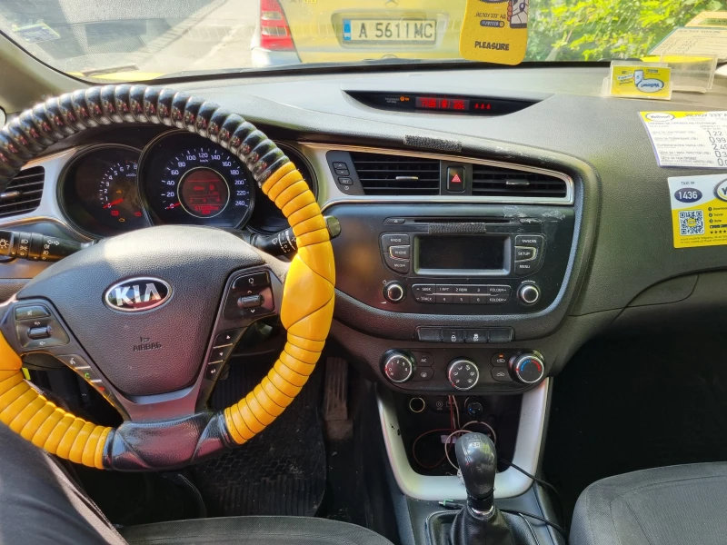Kia Ceed, снимка 3 - Автомобили и джипове - 52652637