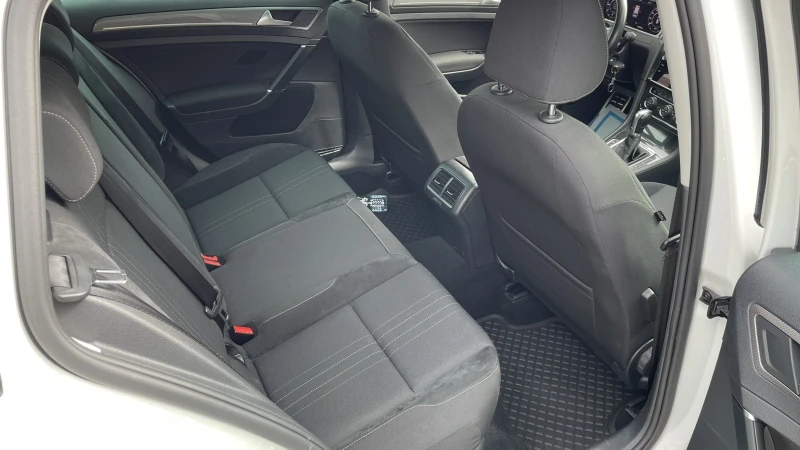 VW Golf 7.5 Alltrack 2.0 TDI 4Motion, снимка 10 - Автомобили и джипове - 52355718