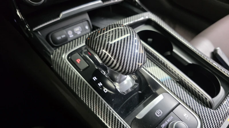 Kia Stinger 3.3T AWD GT , снимка 8 - Автомобили и джипове - 52688569