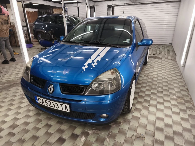 Renault Clio Sport pack, снимка 3 - Автомобили и джипове - 52810217