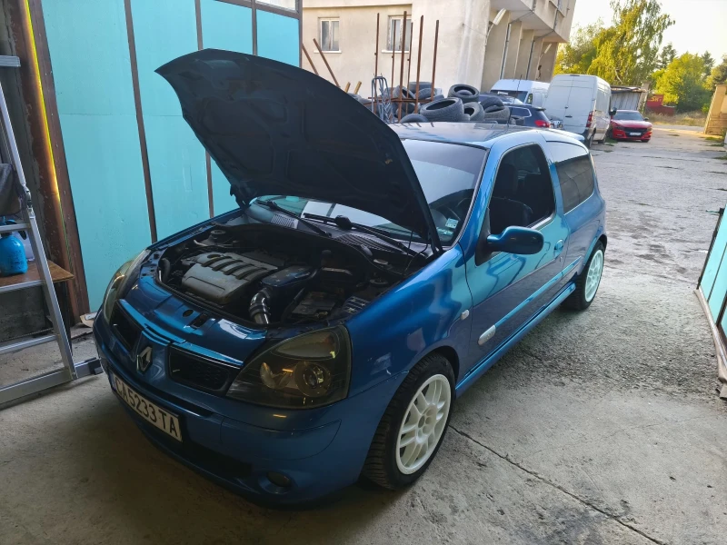 Renault Clio Sport pack, снимка 4 - Автомобили и джипове - 52810217